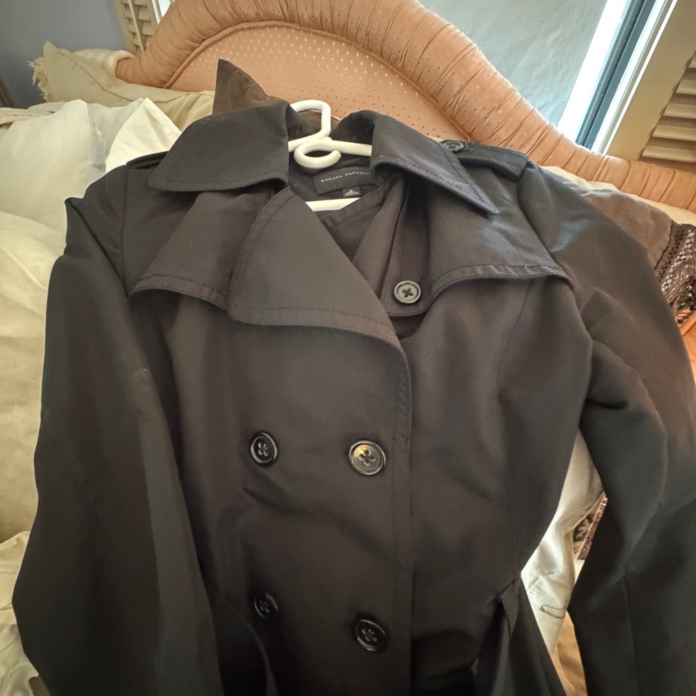 Banana Republic Classic Black Trench Coat - Picture 11 of 15